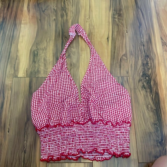 Halter top,  Size Large. In good condition - Picture 1 of 4